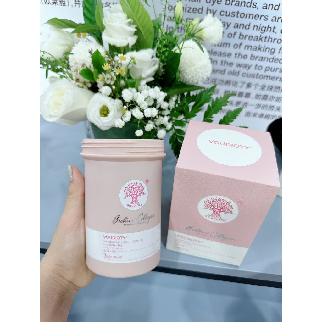 Ủ Tóc Nước Hoa Biotin Collagen Essence Pink Voudioty 500ml